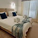 Casa De *