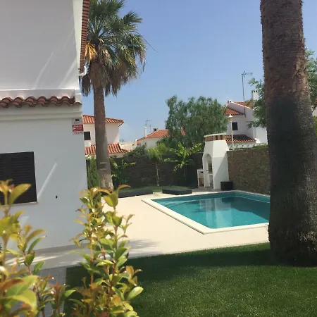 Casa De Manta Rota